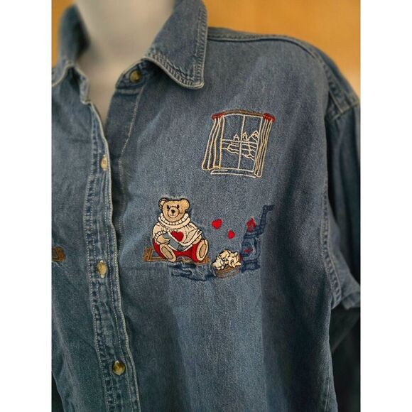 Vintage Denim Shirt Embroidered Bears cottagecore grannycore quirky buttons - Picture 4 of 8